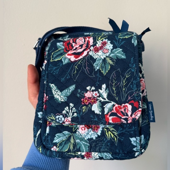 VERA BRADLEY RFID Mini Hipster in Recycled Cotton NWT - Picture 2 of 9